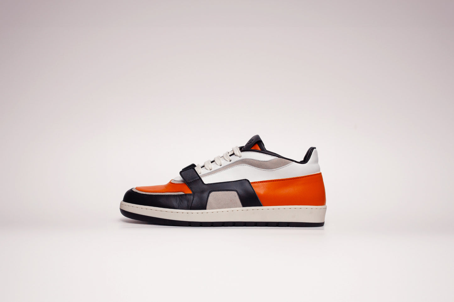 
                  
                    Sixth Sample 'Sol'
                  
                